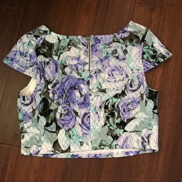 💥 Jessica Simpson quilted crop top XL - Picture 2 of 4